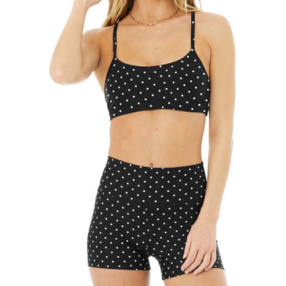 ALO airlift bra and high waist short - M
